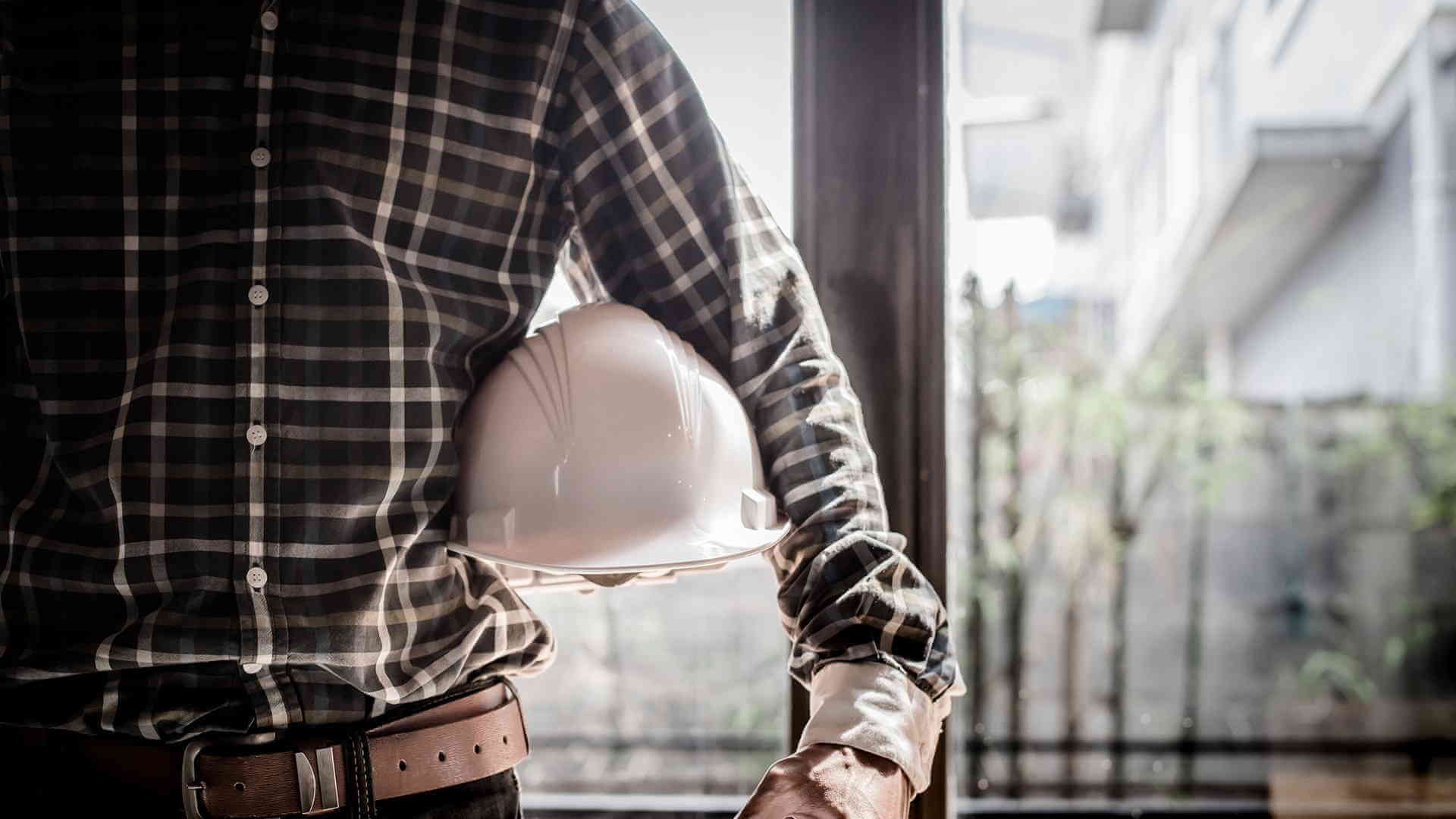 action-ohs-web-header-image-hardhat-shirt-1920-1080